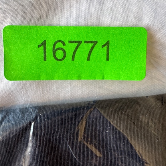 Zara Man Short Sleeve Tropical Forest T-Shirt Black Size Small Floral Casual - Picture 8 of 8